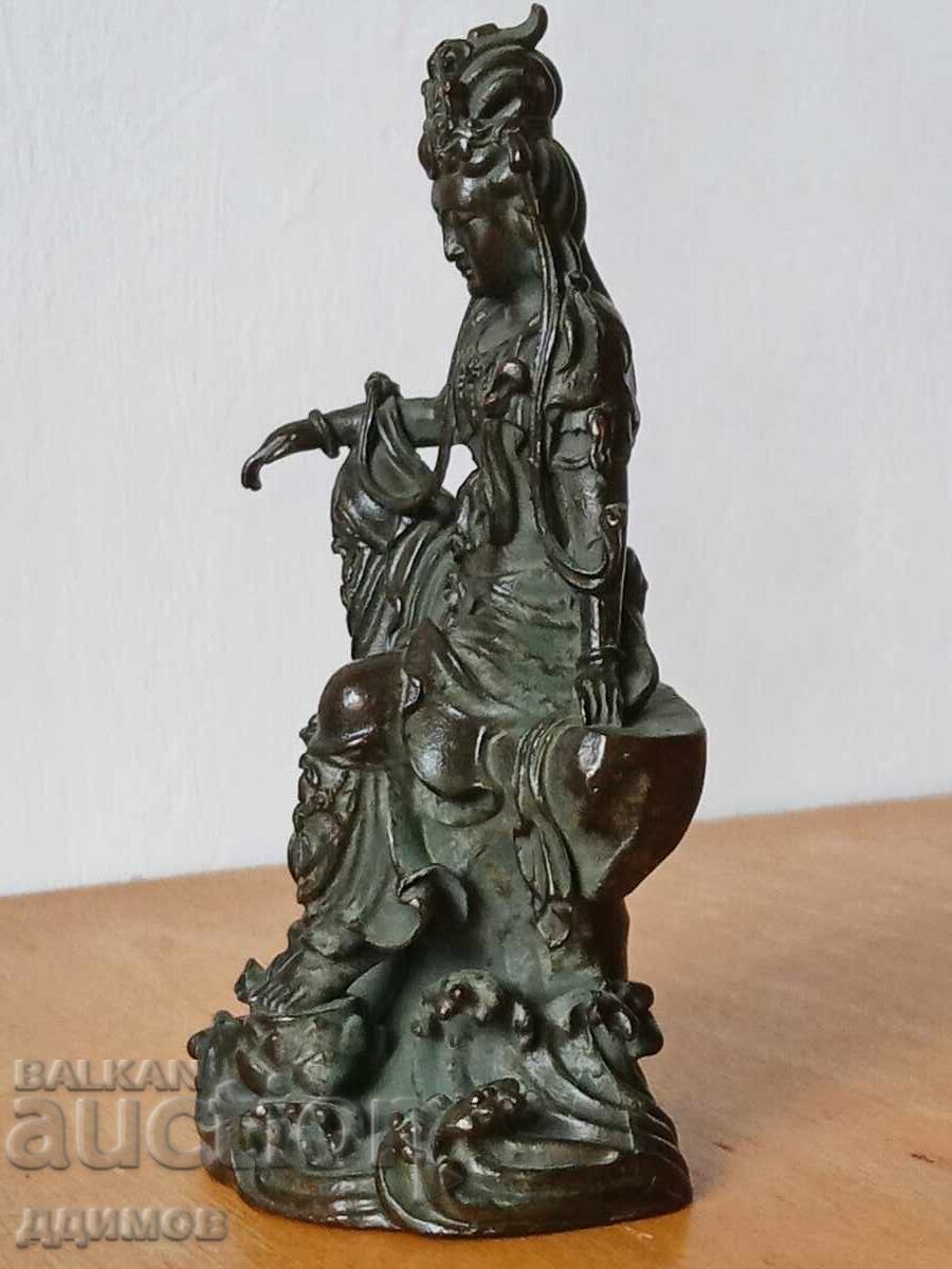 Young Buddha figurine with price € 30.00 | 58.67 BGN