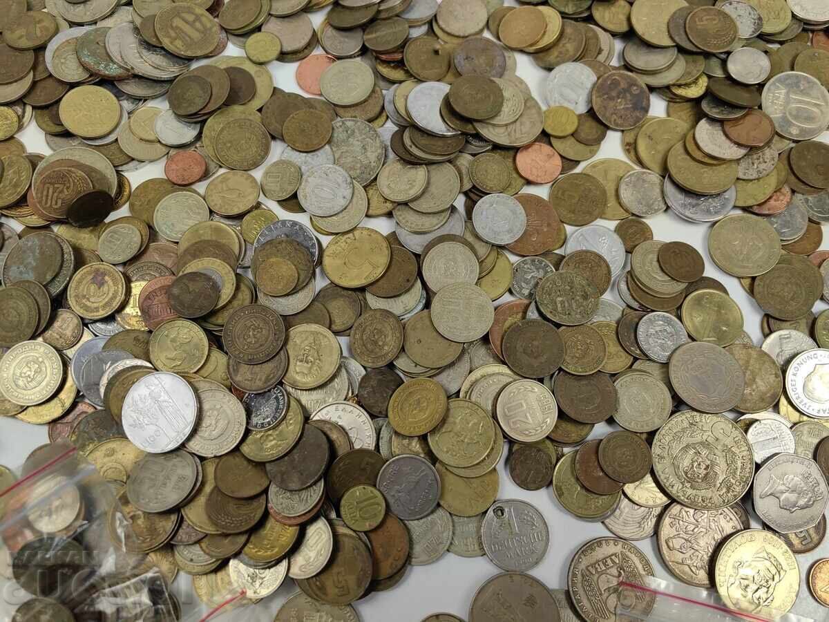 LARGE LOT 1323 PIECES COINS COIN - 6 LARGE LOT 1323 PIECES COINS COIN - 6