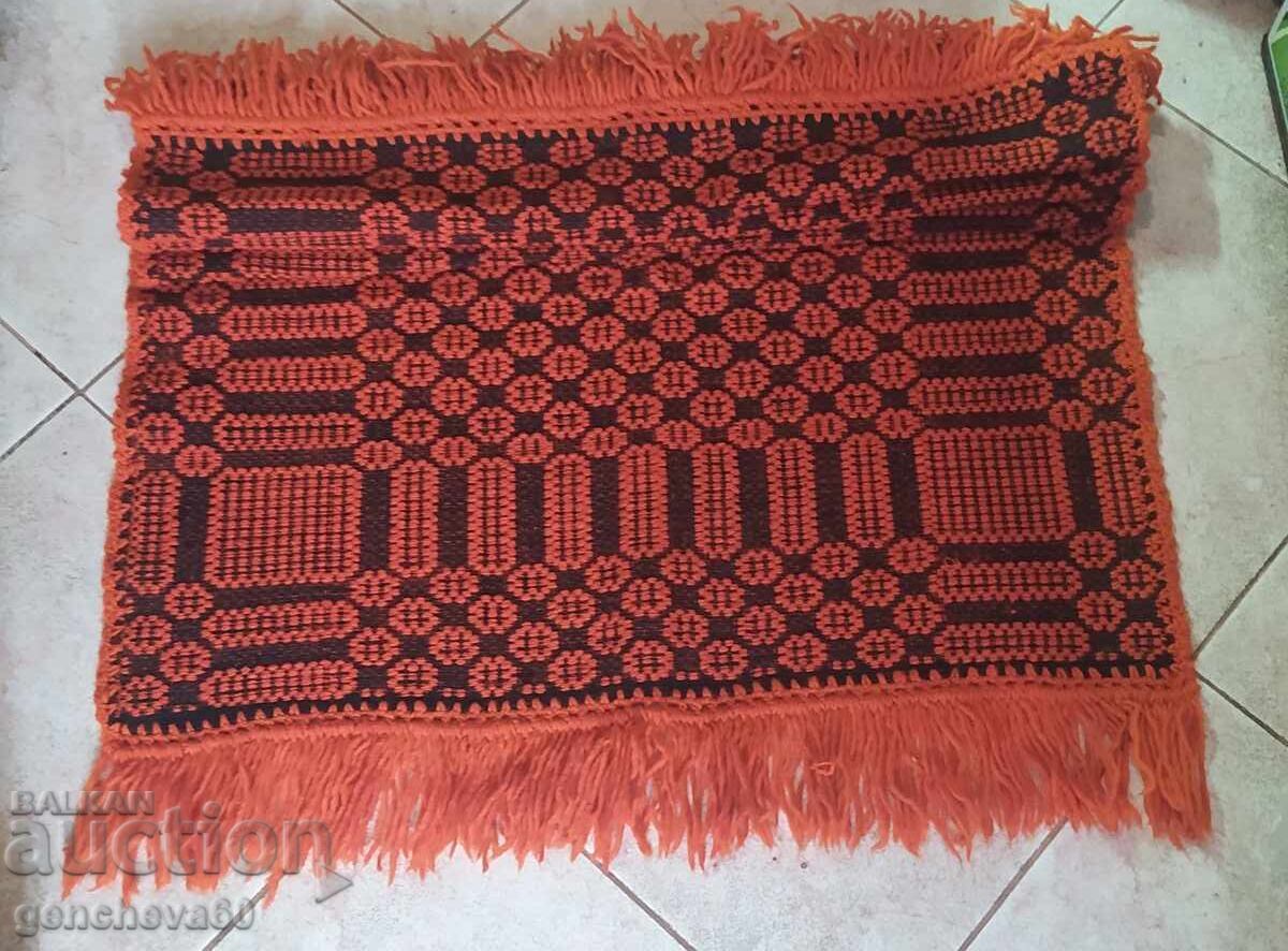 Delivery of Authentic woven traditional rug, runner Delivery of Authentic woven traditional rug, runner