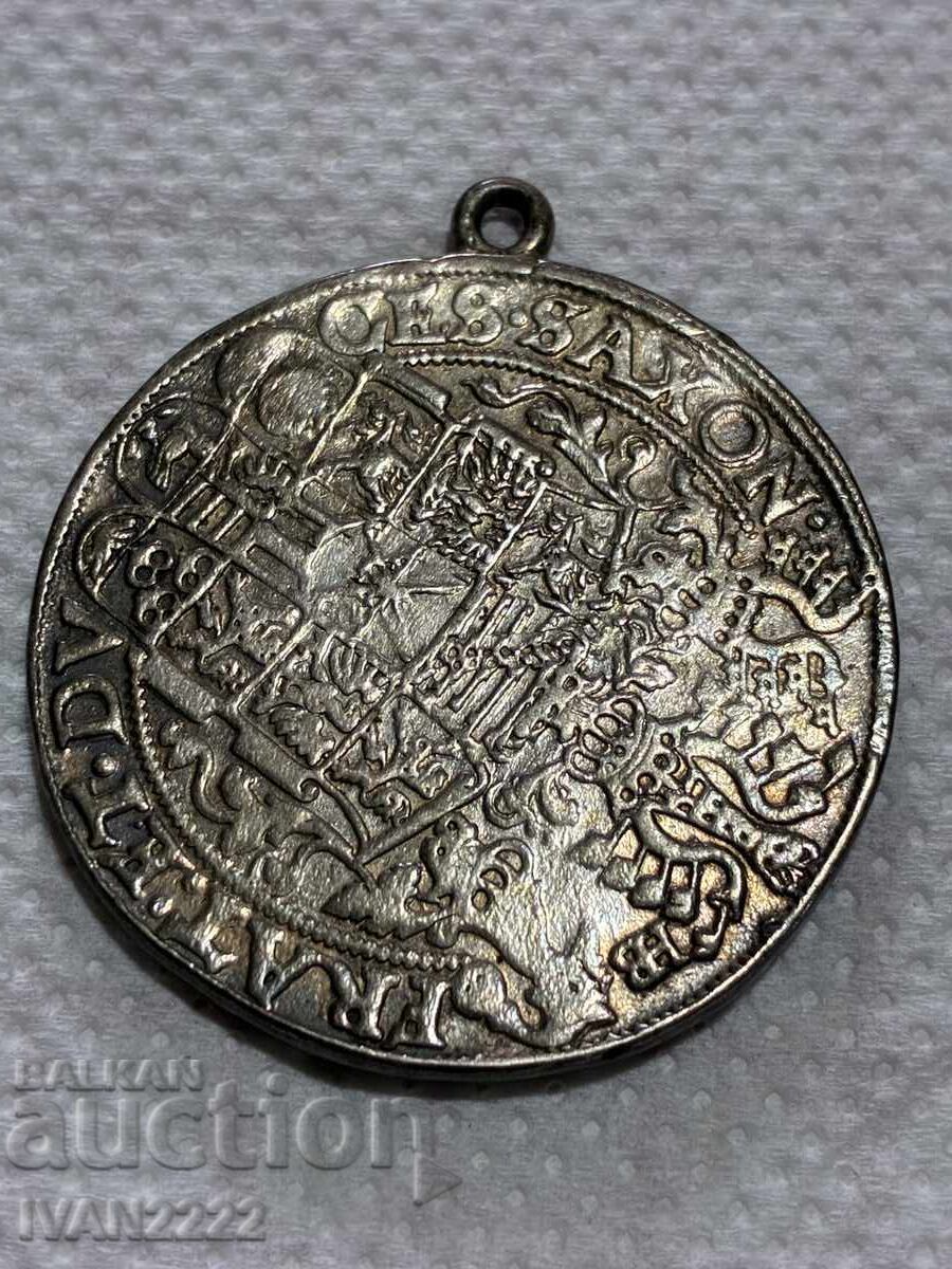 Livrarea Vând monedă veche din argint