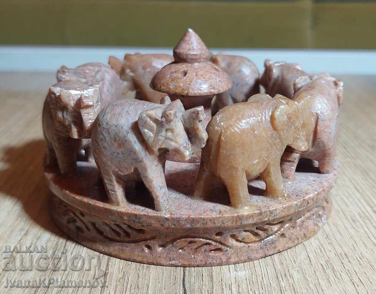 Marble souvenir for connoisseurs