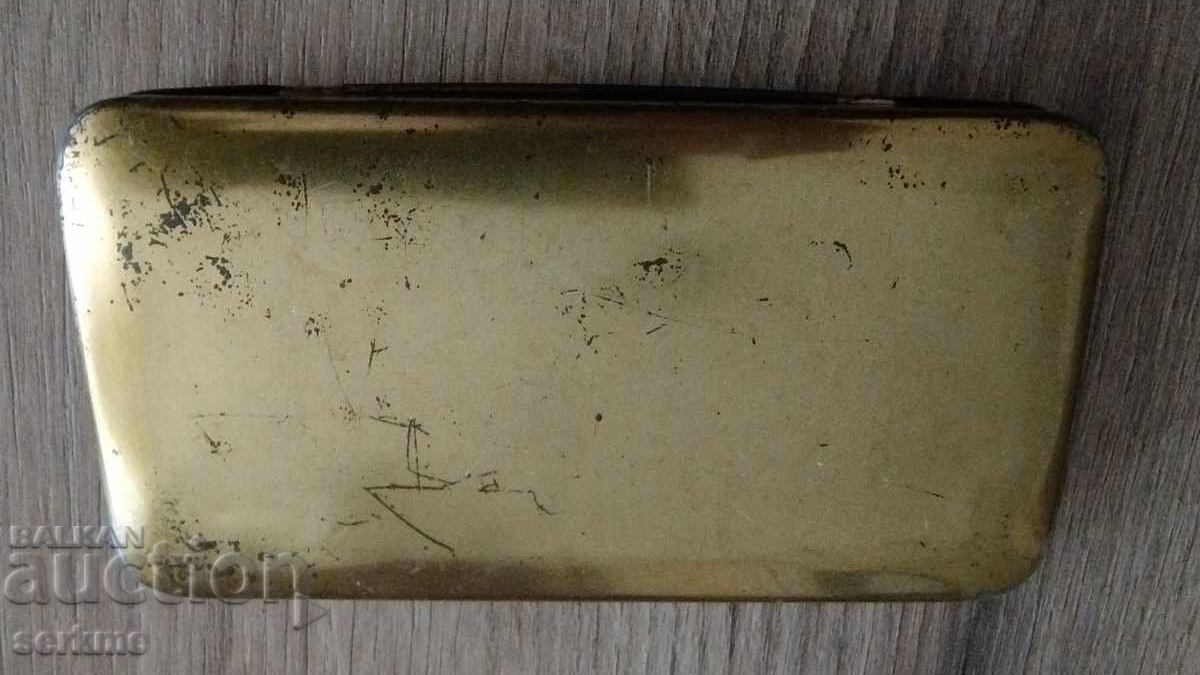 Box with price € 10.00 | 19.56 BGN Box with price € 10.00 | 19.56 BGN