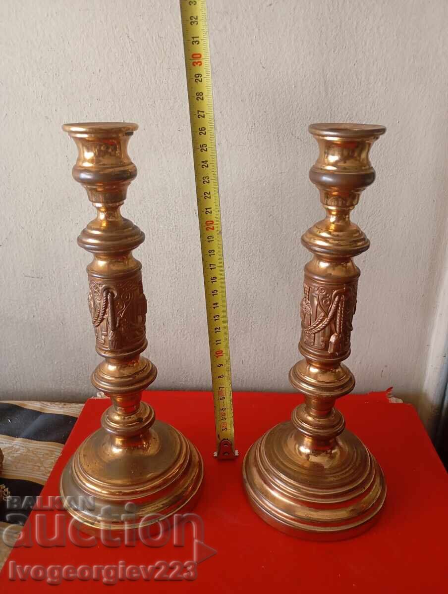 Set sfeșnice stil Empire cu preț € 92.00 | 179.94 BGN Set sfeșnice stil Empire cu preț € 92.00 | 179.94 BGN