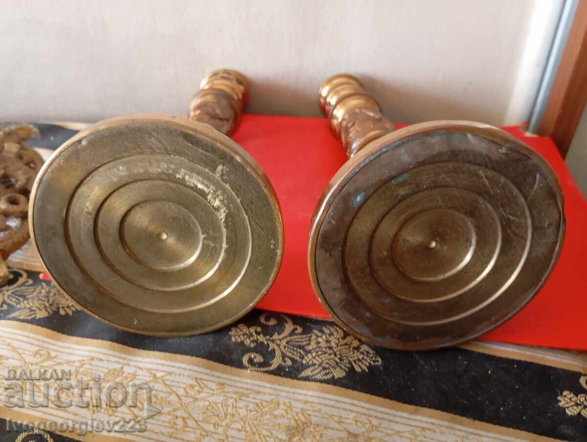 Livrarea Set sfeșnice stil Empire Livrarea Set sfeșnice stil Empire