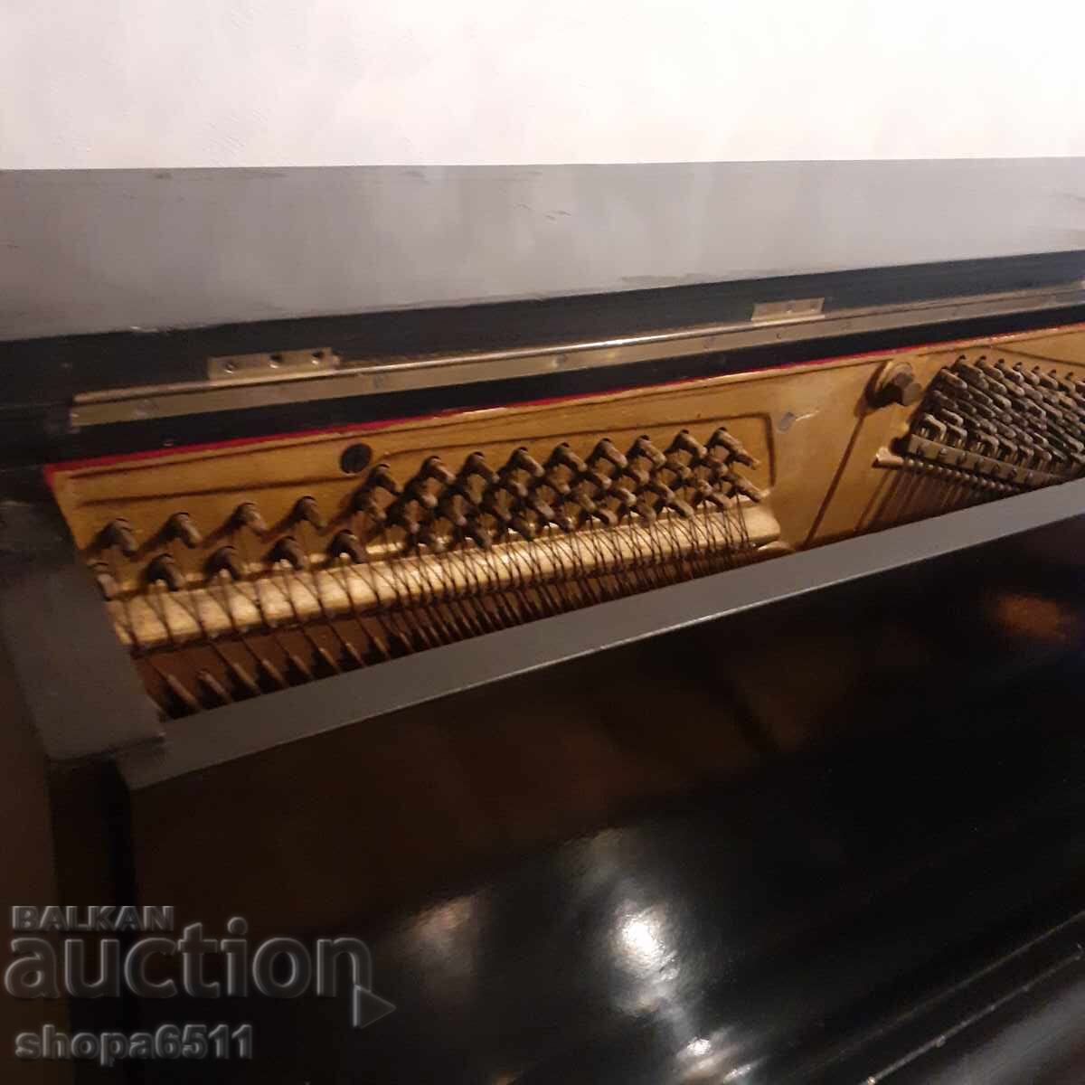 Δημοπρασία Πιάνο