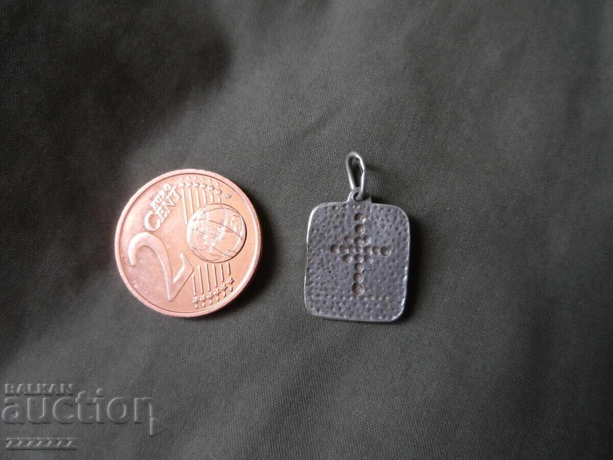 silver pendant with price € 10.00 | 19.56 BGN