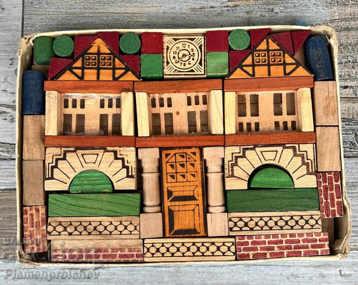 OLD TOY GAME BLOCKS FROM THE SOCIALIST ERA