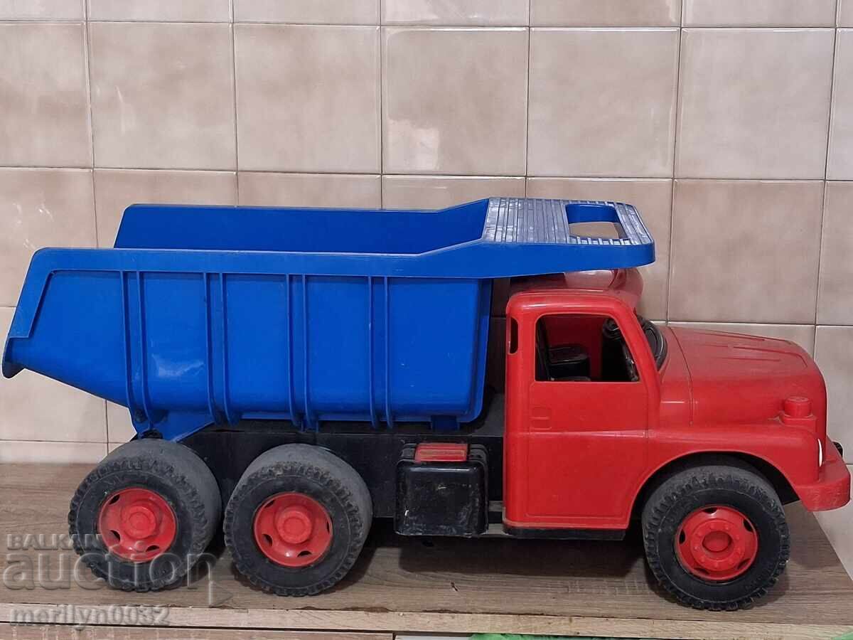 Jucărie camion "Tatra" Cehoslovacia anii 80-90 cu preț € 30.52 | 59.69 BGN