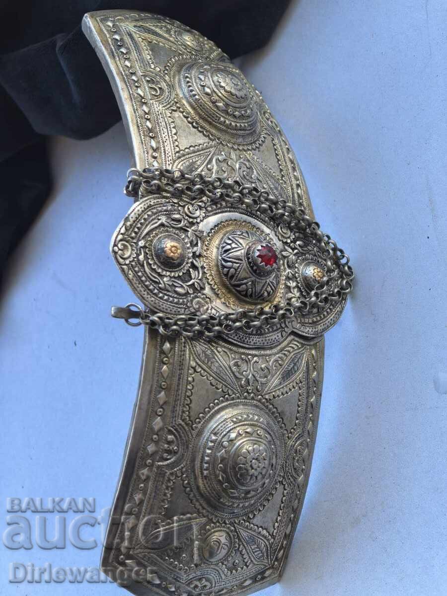 Δημοπρασία Πόρπες. Ασήμι υψηλής καθαρότητας με νιέλο