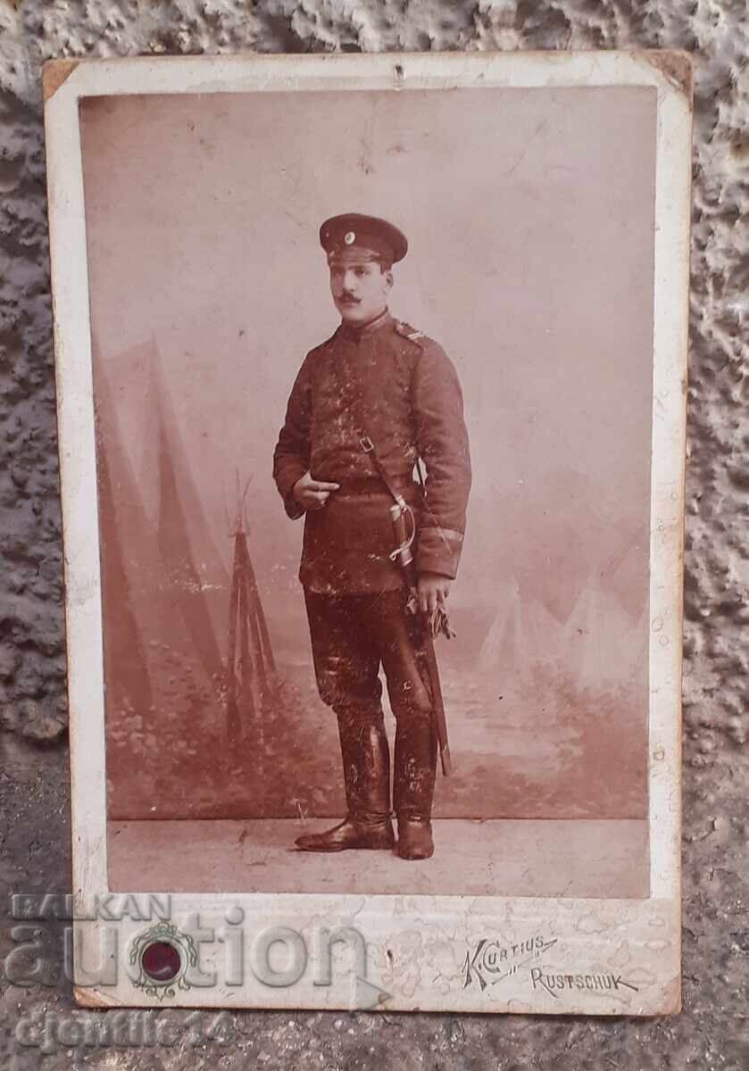 Fotografie veche rigidă