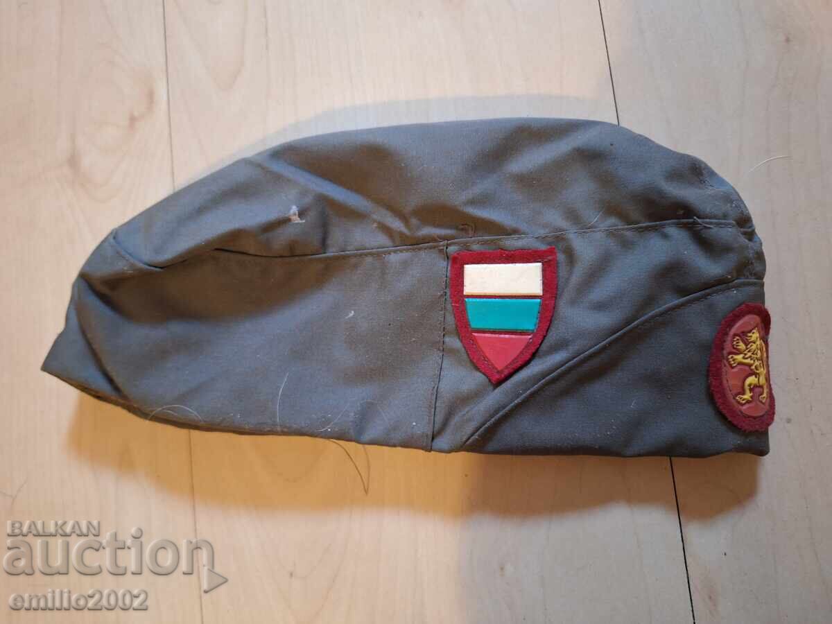 Военно кепе лятно