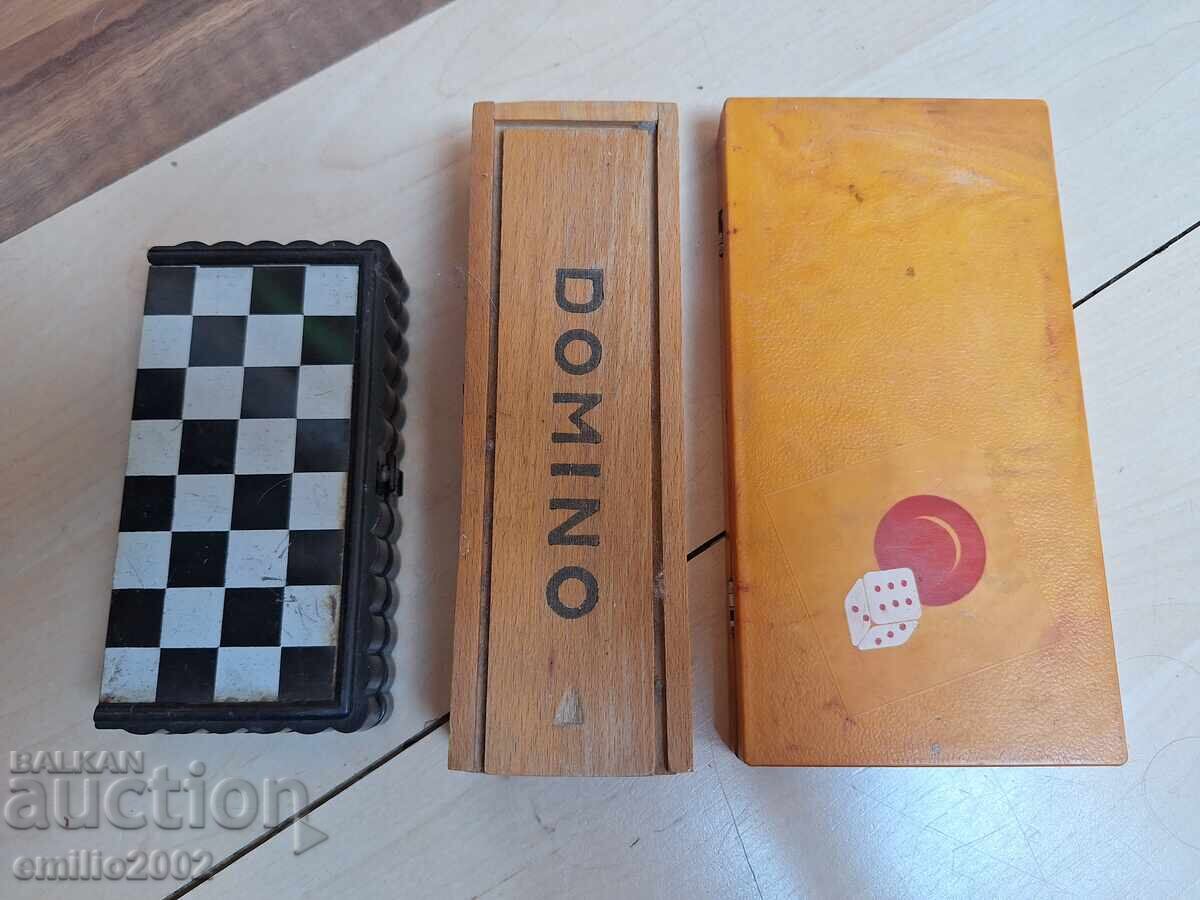 Livrarea Table șah domino retro soc