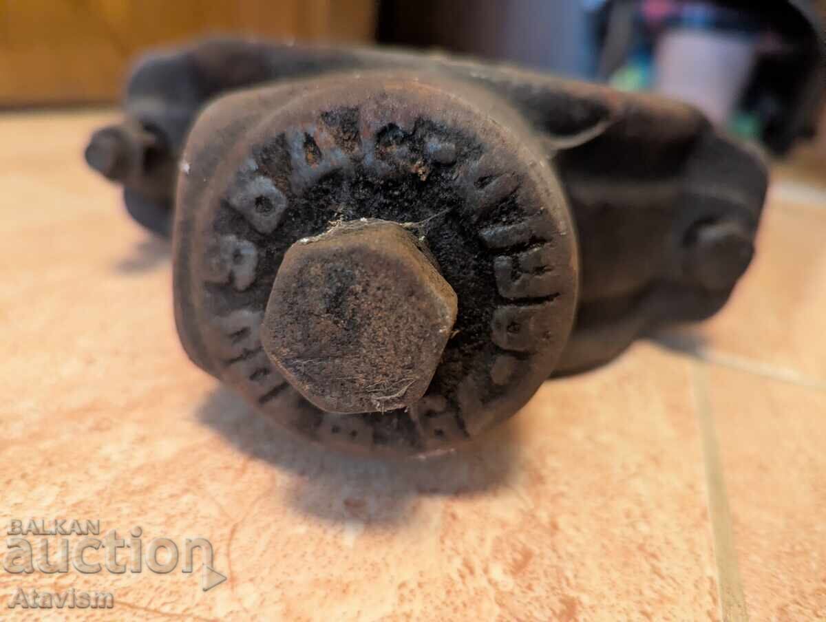 Licitație Suport industrial din fier și fir gros Licitație Suport industrial din fier și fir gros