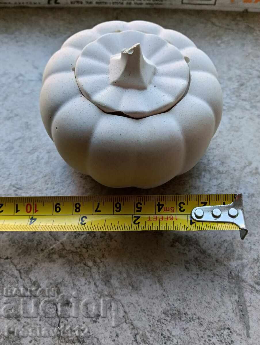 Гипсова тиква с похлупак