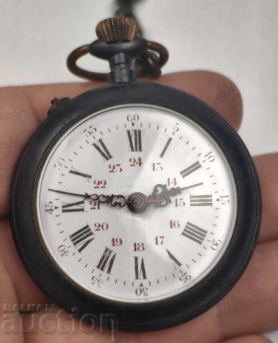 NU FUNCȚIONEAZĂ CEAS DE BUZUNAR VECHI FRUMOS cu preț € 59.00 | 115.39 BGN