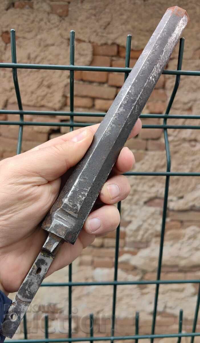 Delivery of OLD FORGED OCTAGONAL BARREL PISTOL GUN KREMCHNA CAPSULE ?