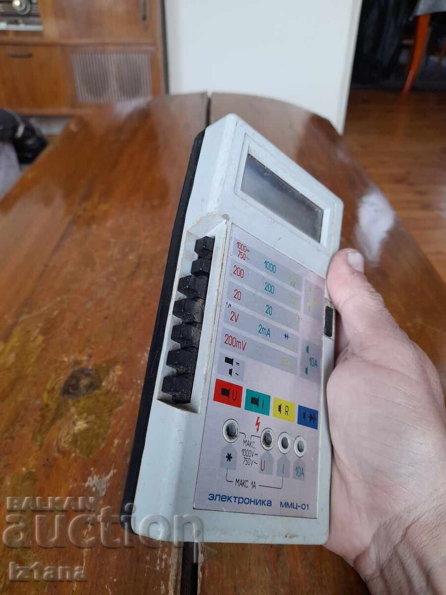 Auction  Vintage multimeter MMC-01