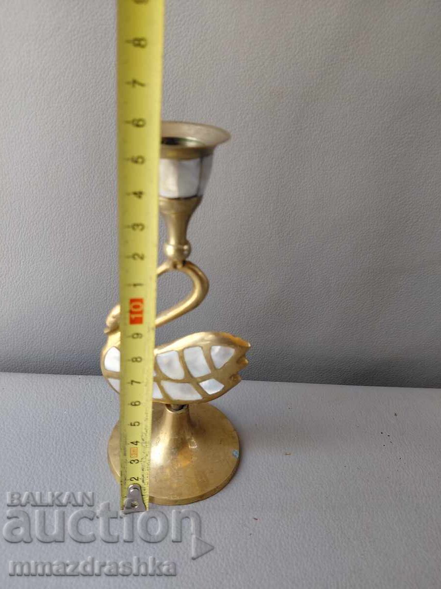 Livrarea Sfeșnic din alamă și sidef