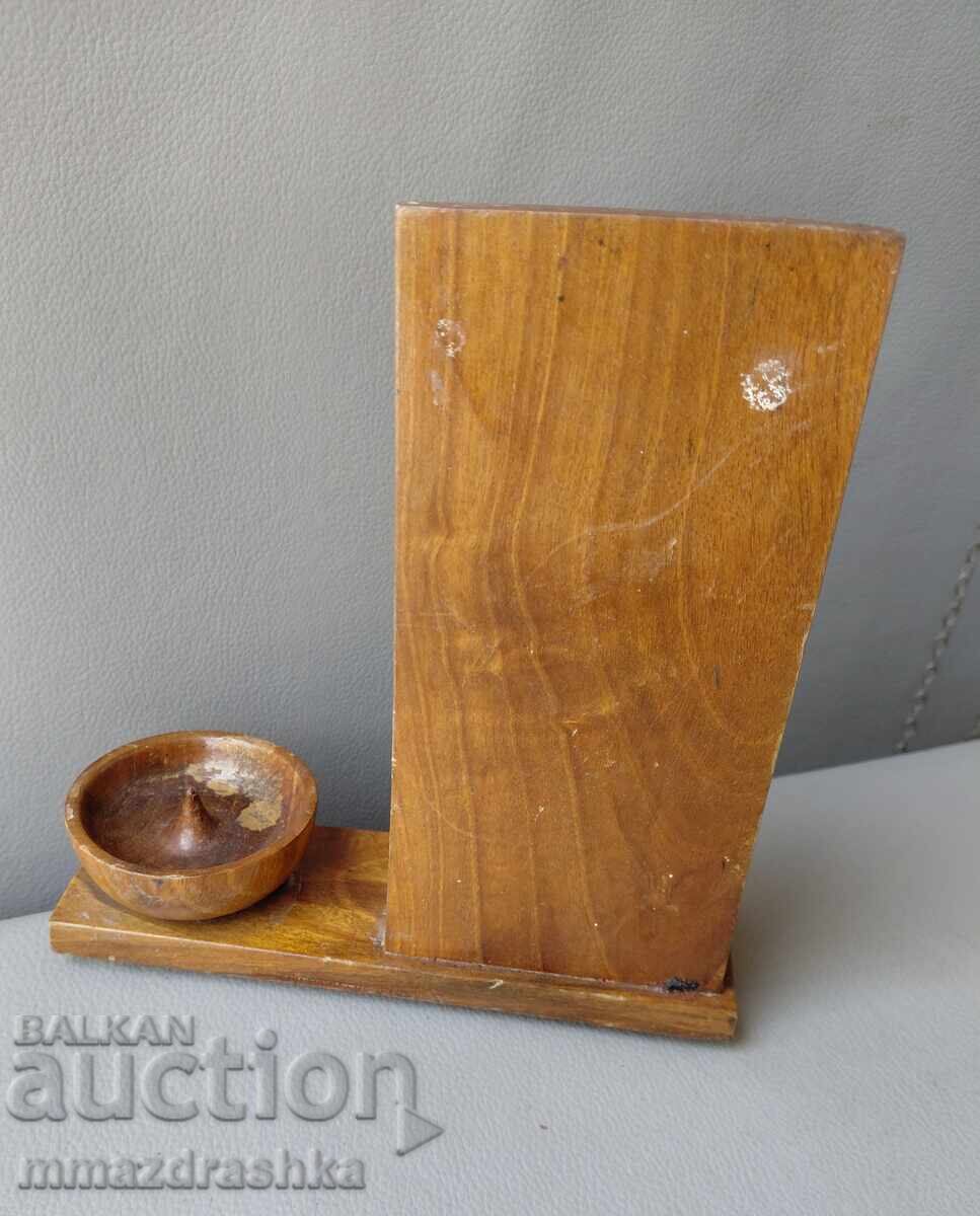 Δημοπρασία Ξύλινο κηροπήγιο από την ΕΣΣΔ