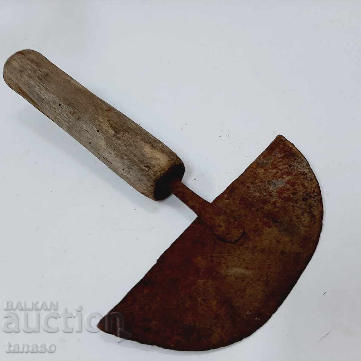 Licitație Fierăstrău de șelar antic, forjat manual (10.4)