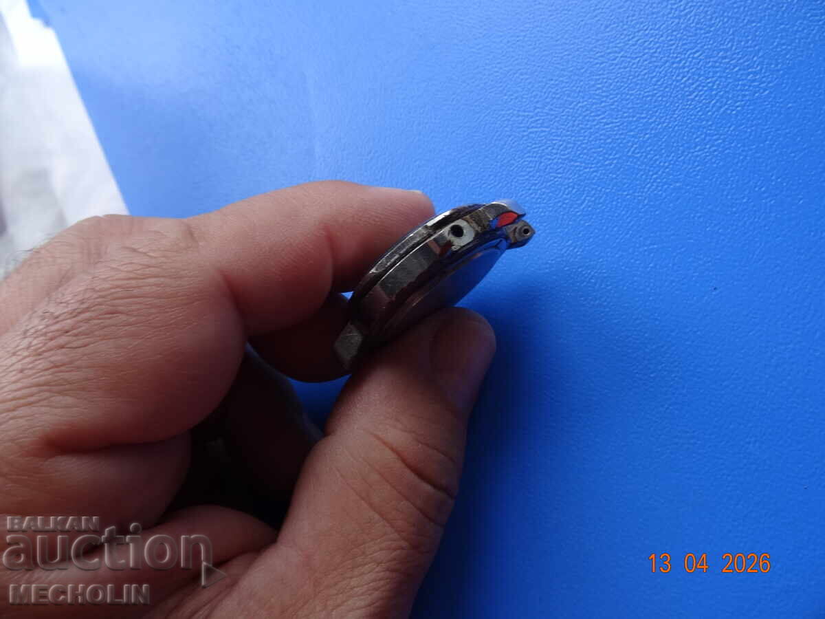 Delivery of COLLECTIBLE VOSTOK KOMANDIRSKIE WATCH CASE AND DIAL