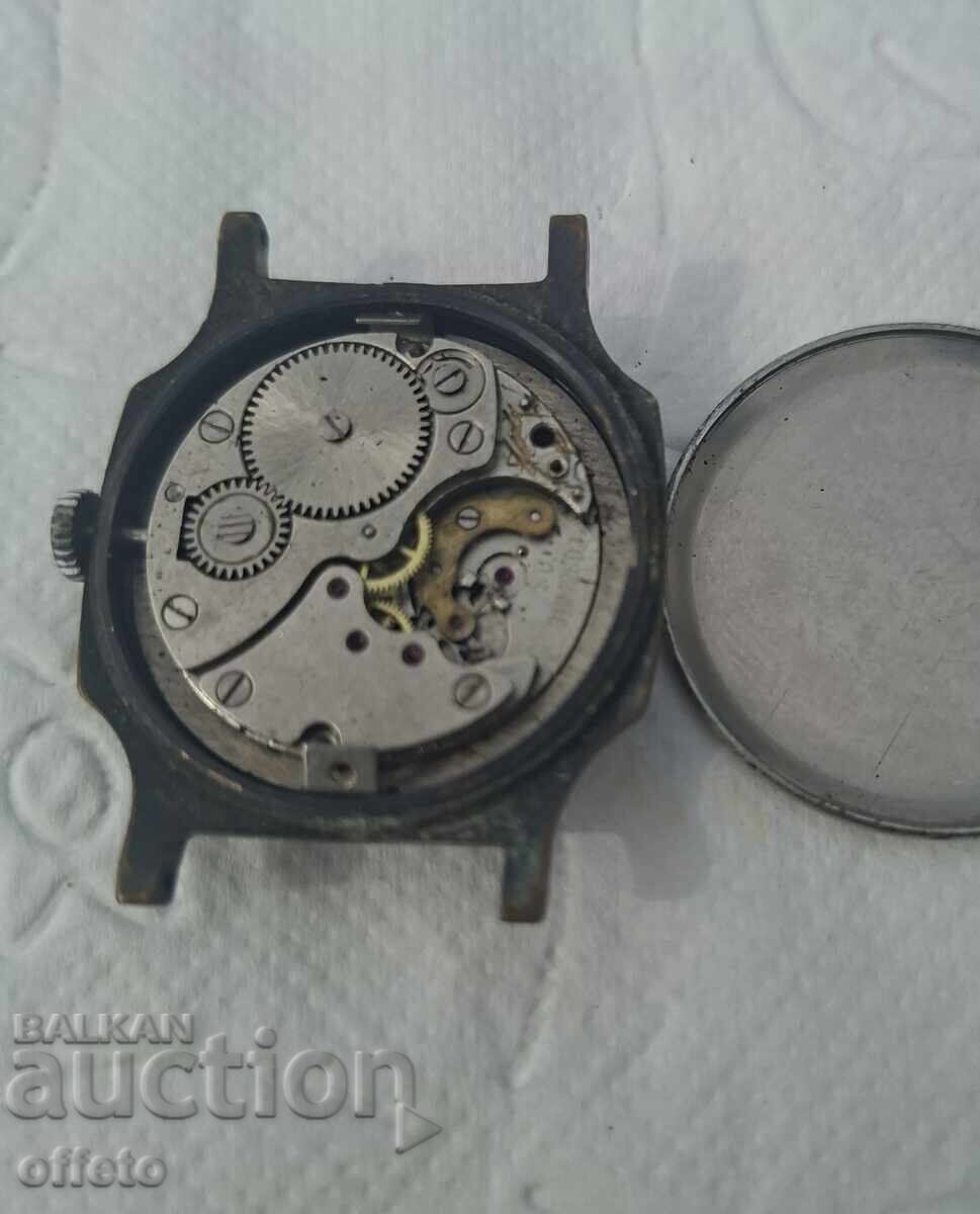 Доставка на ЧАСОВНИК ПОБЕДА