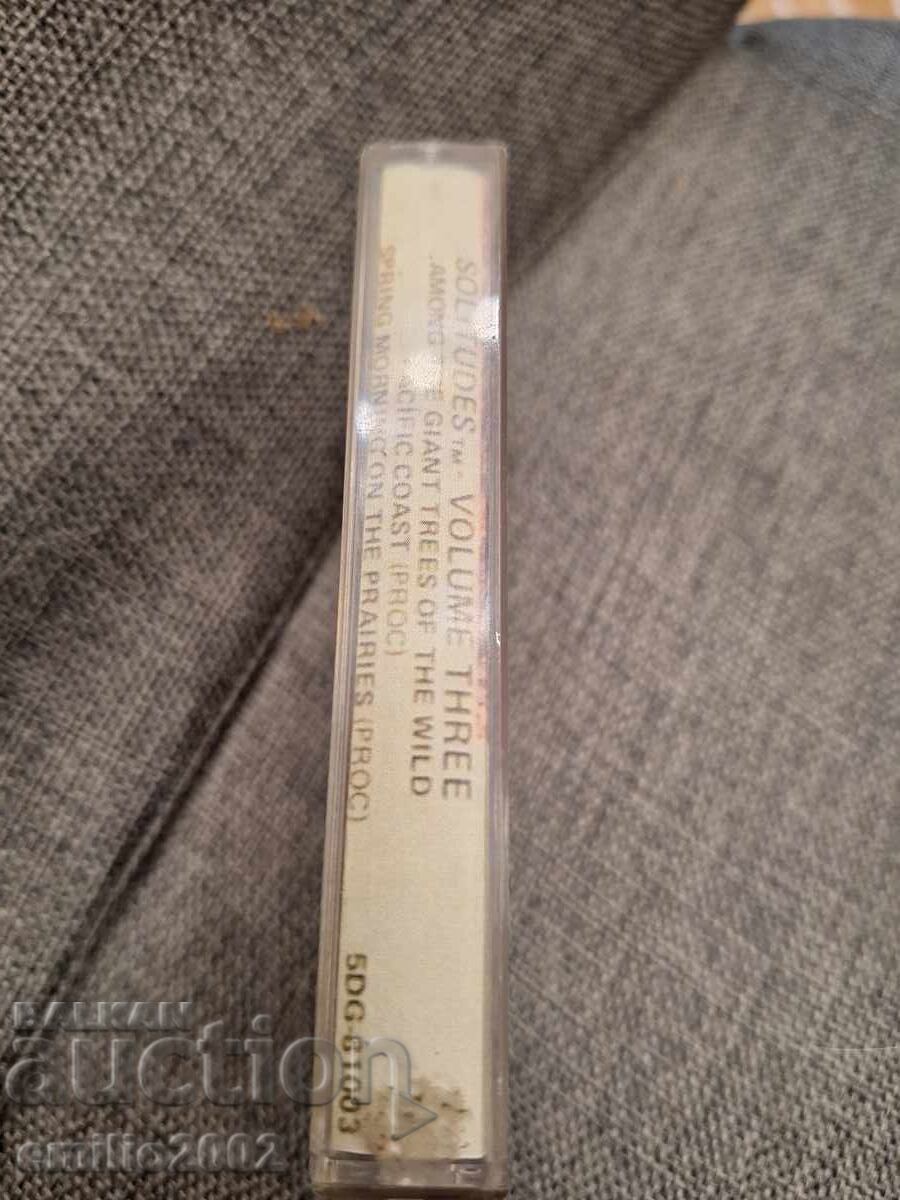 Casetă audio - Solitudes cu preț € 1.49 | 2.91 BGN