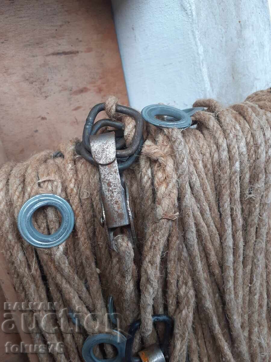 Δημοπρασία Παλιό στρατιωτικό σχοινί από κάνναβη για σκαπανείς με κρίκους και καραμπίνερ