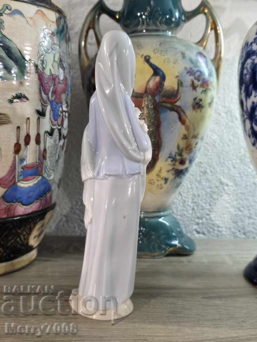 Licitație Figurină de colecție din porțelan Lladro !!!
