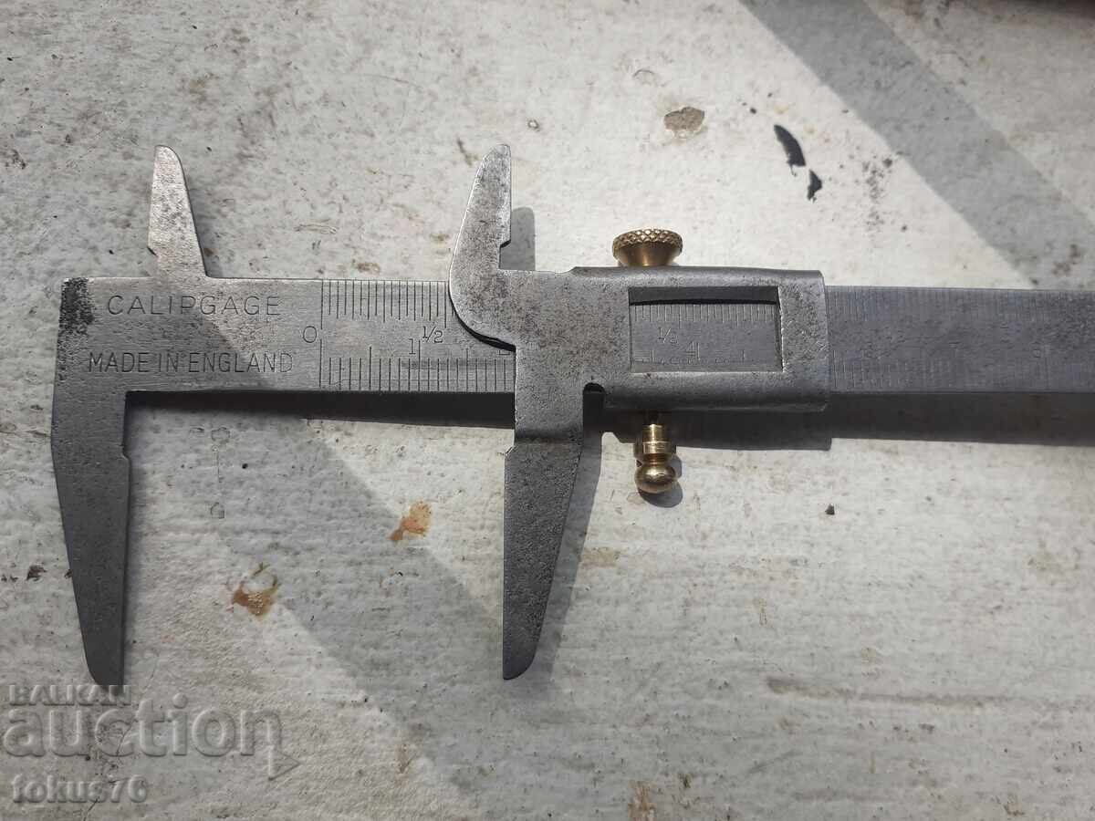 Стар английски марков малък шублер с цена € 10.00 | 19.56 лв.