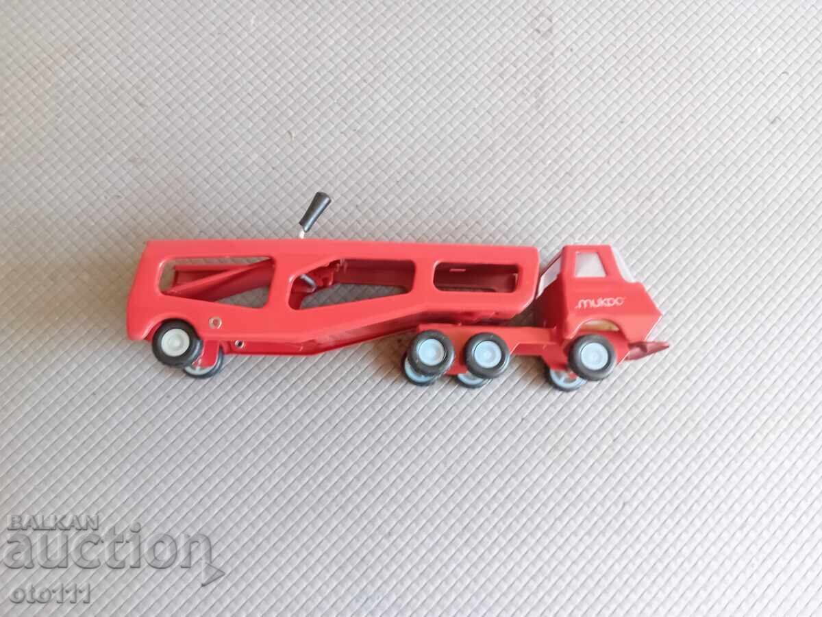 Auction  VINTAGE BG, MICRO CAR TRANSPORTER TOY