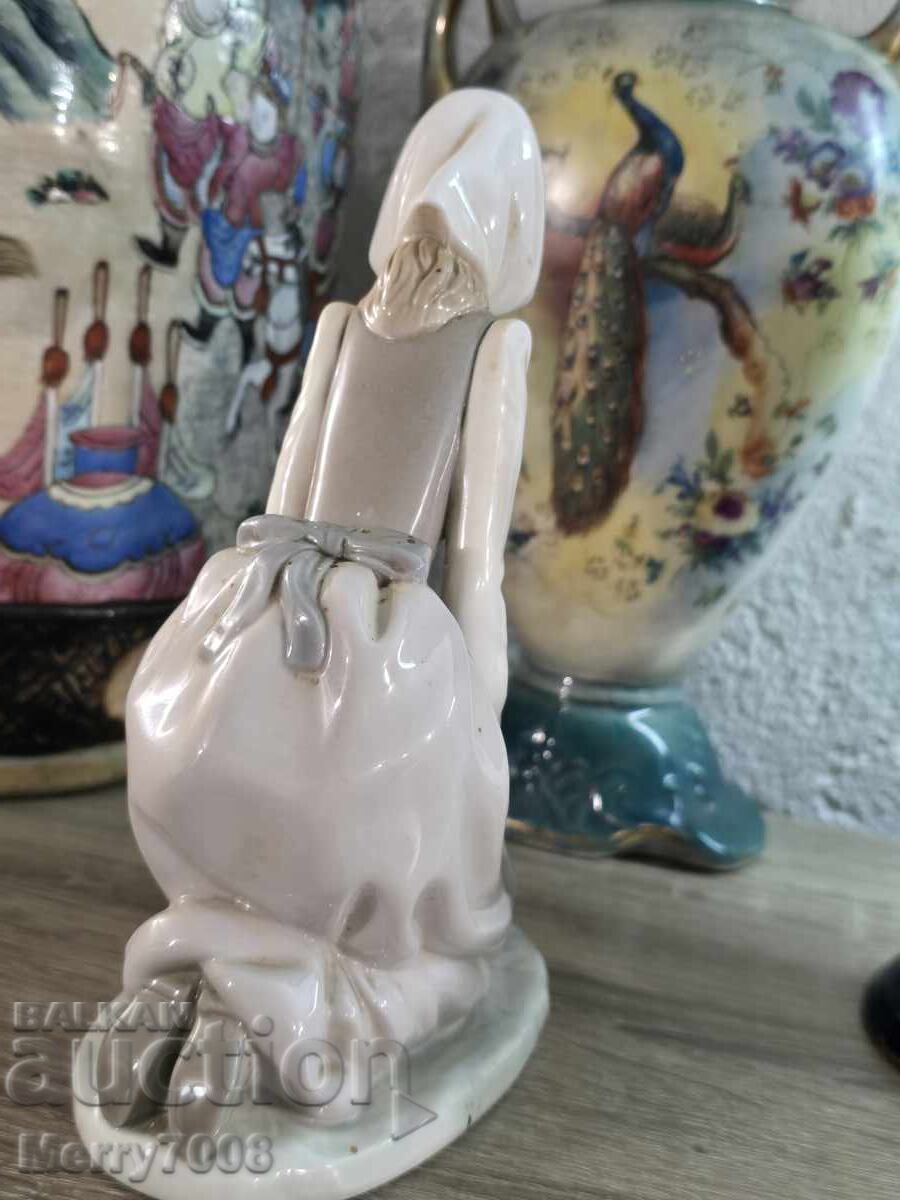 NAO, lucrat manual în Spania de Lladro !!! cu preț € 55.00 | 107.57 BGN