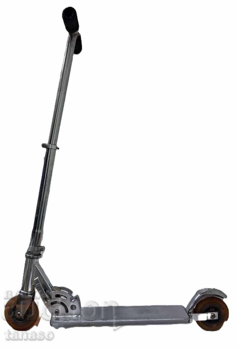 Аукцион Сгъваема детска тротинетка(17.1) Аукцион Сгъваема детска тротинетка(17.1)