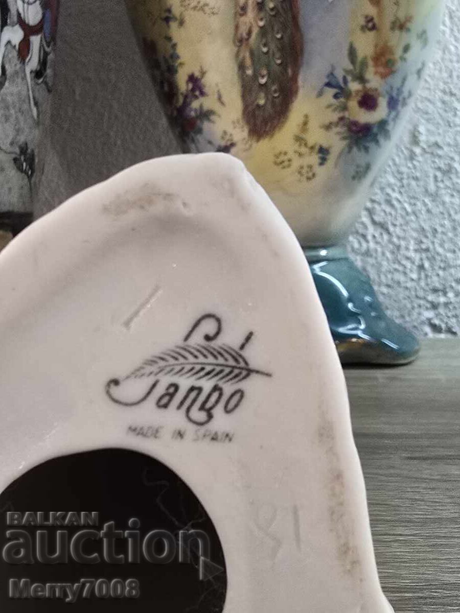 Livrarea Figurină din porțelan, fabricată de Sango în Spania !!! Livrarea Figurină din porțelan, fabricată de Sango în Spania !!!