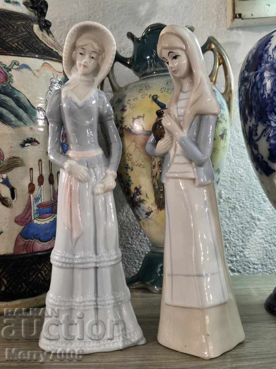 Livrarea Figurine de colecție din porțelan, fabricate în Spania!