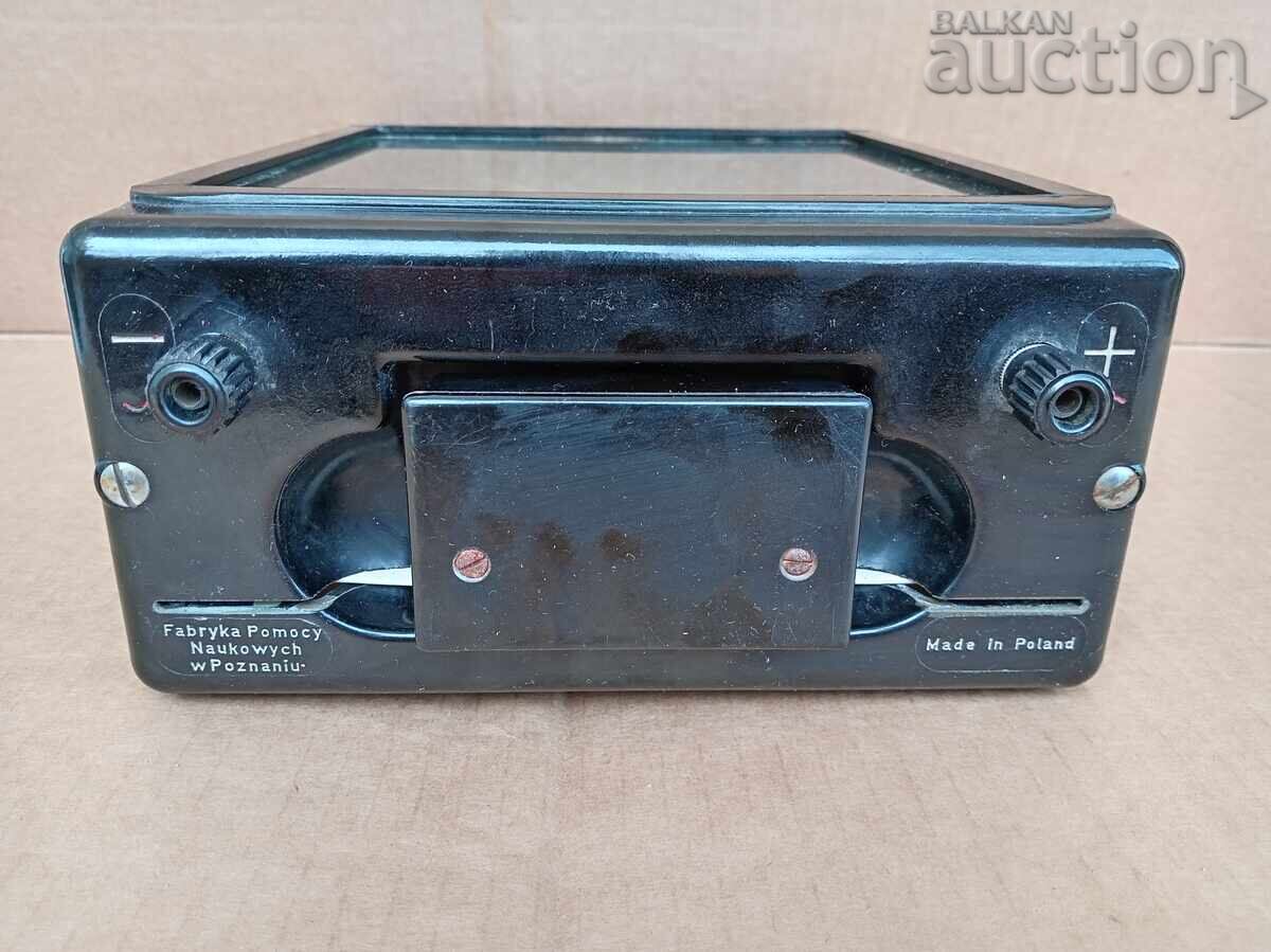 Доставка на учебно пособие макет бакелит 50те 60те амперметър волтметър Доставка на учебно пособие макет бакелит 50те 60те амперметър волтметър