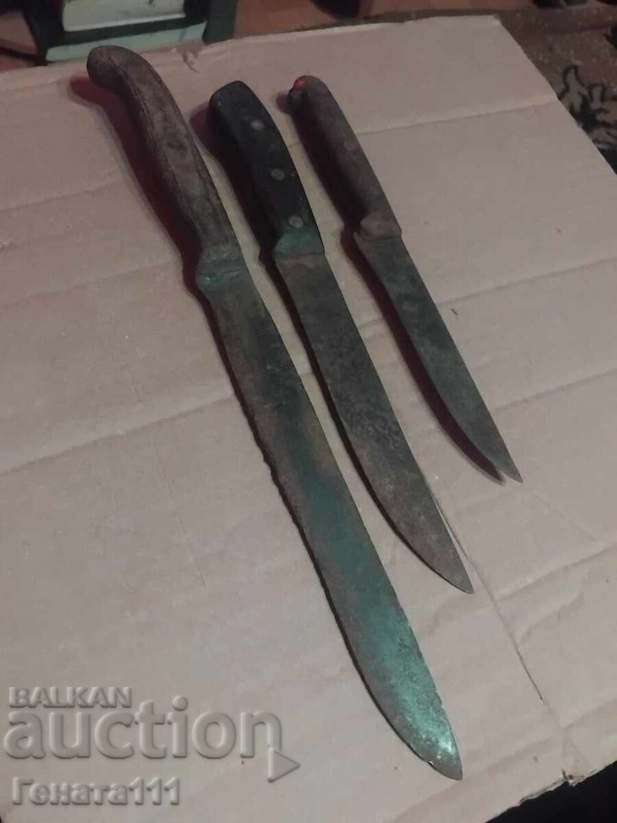 Стари ковани ножове Стари ковани ножове