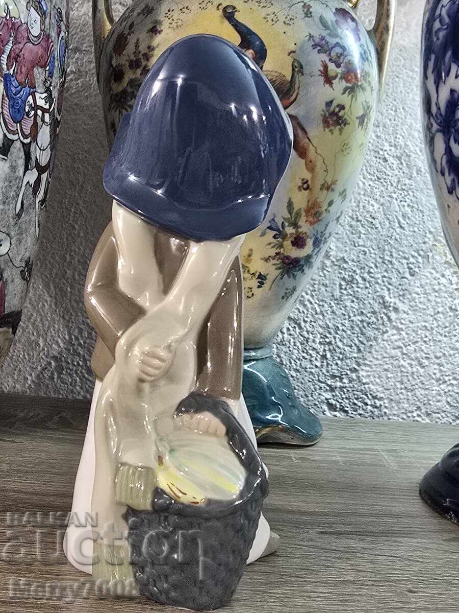 Licitație Fabricată de brandul spaniol Porcelanas Casades!