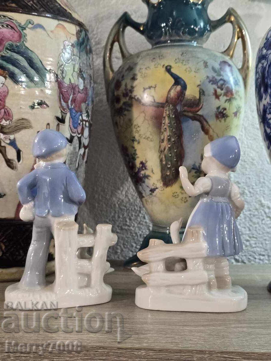 Παράδοση Σας παρουσιάζω ένα ζευγάρι πορσελάνινες φιγούρες !!!