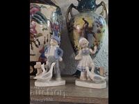 Представям ви двойка порцеланови фигурки !!!