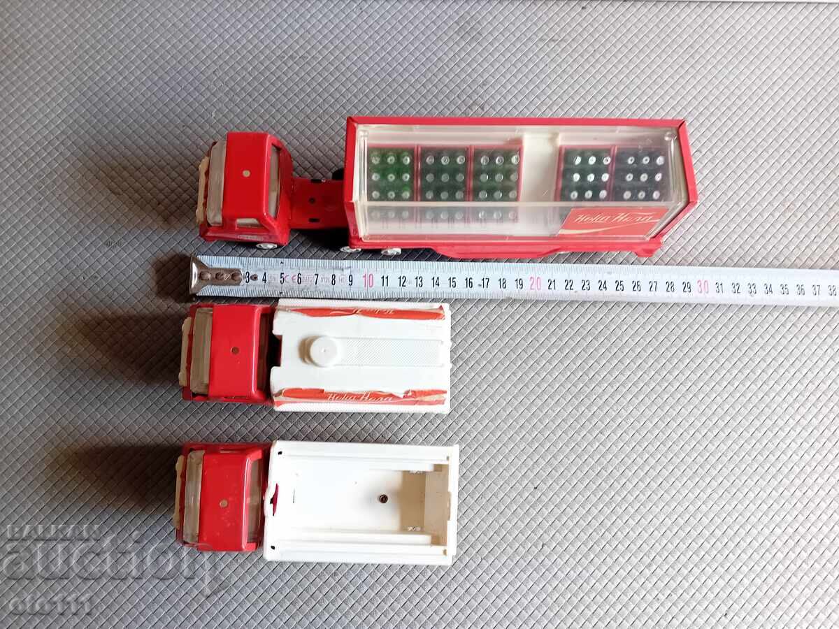 Auction  OLD BG, TOYS - COCA COLA - PEACE