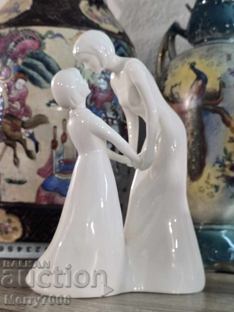 Livrarea „Moments“ de la Coalport, intitulată „Special Moment“