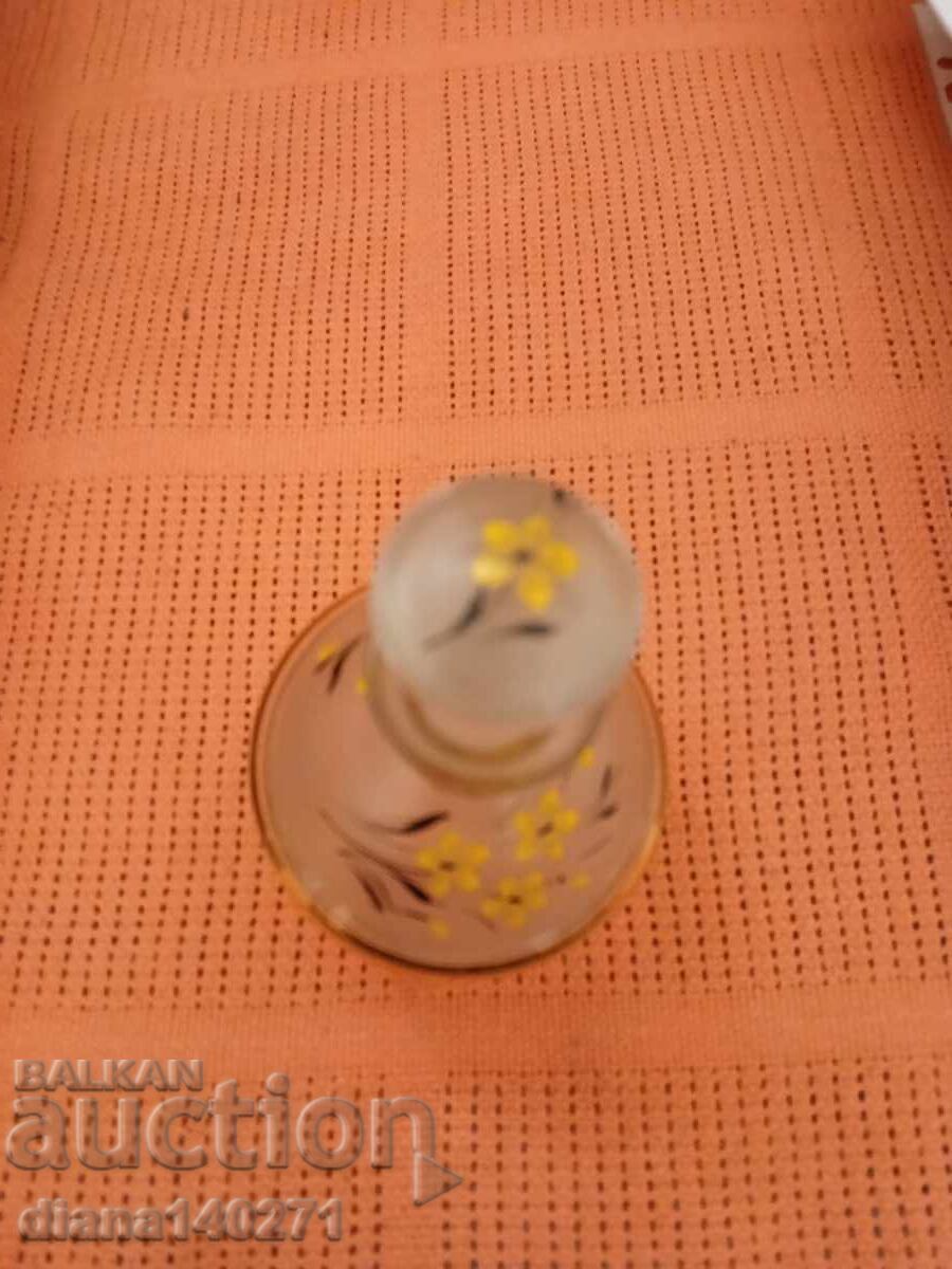 Auction  Beautiful glass bottle beautifully painted around 16 cm