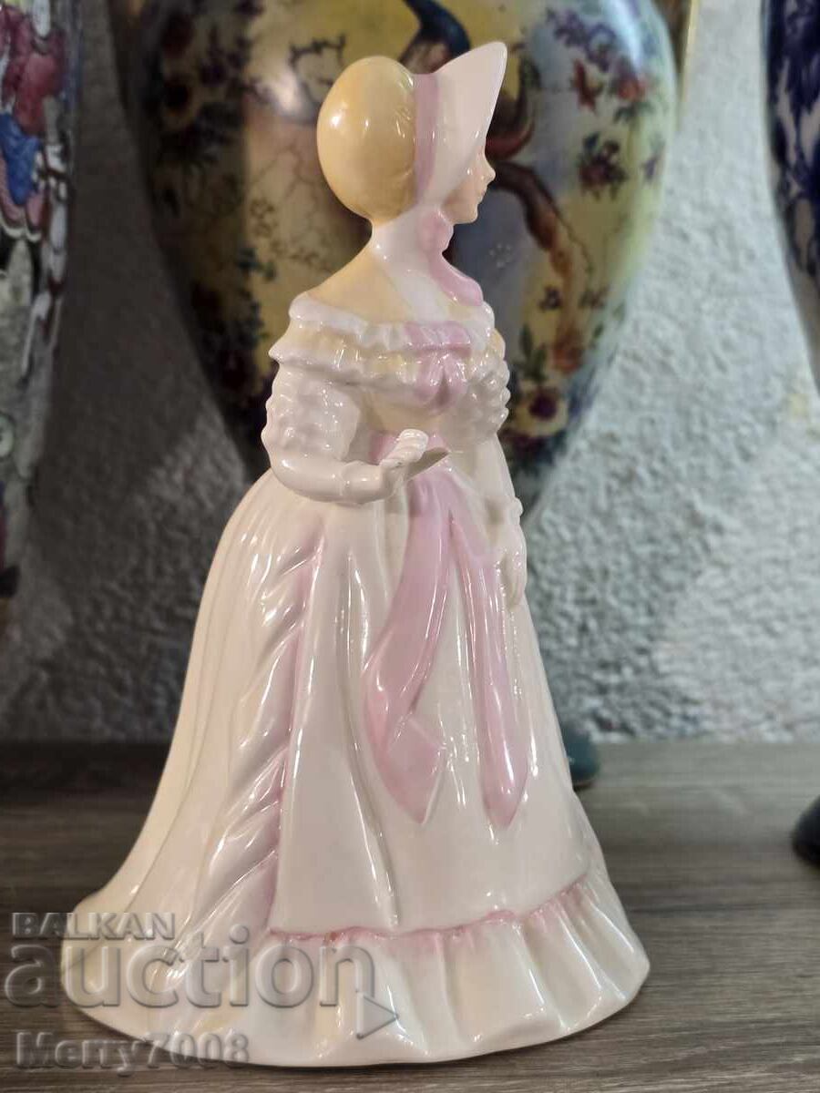 Figurină din colecția Royale County, numită „Jemima” cu preț € 30.00 | 58.68 BGN