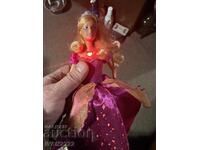 Τραγουδιστή κούκλα