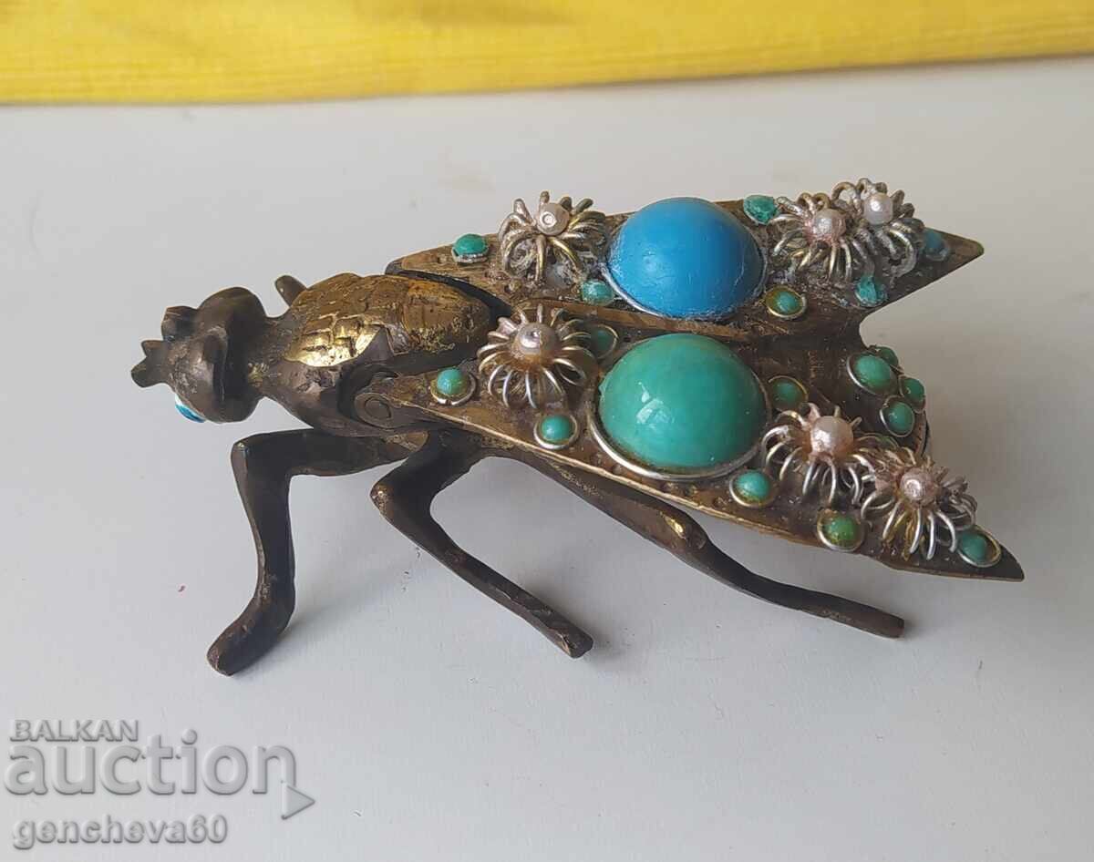 Licitație Figurină retro din alamă reprezentând o insectă, cutiuță pentru bijuterii - Amalia