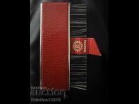 Perie veche pentru haine