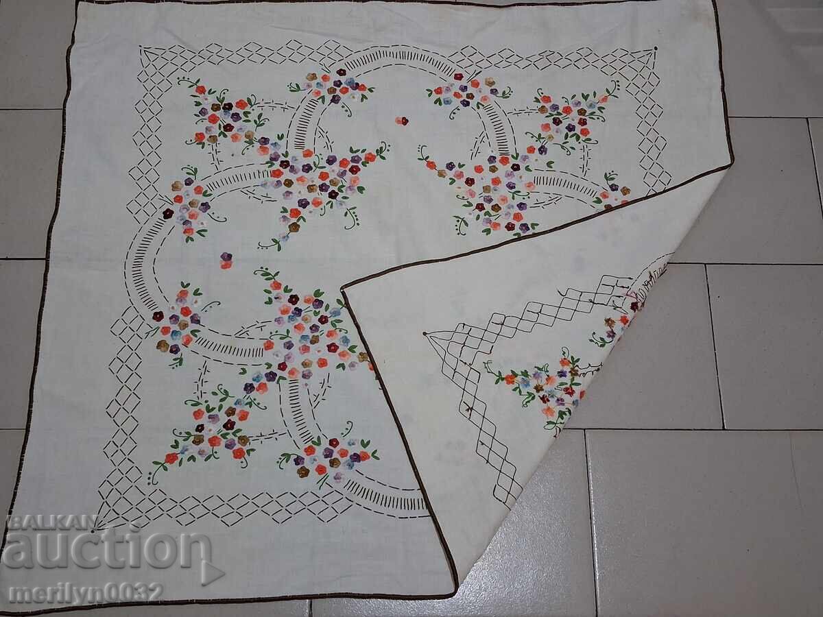 Δημοπρασία Παλιό κεντημένο τραπεζομάντιλο milo Βουλγαρικό κεντητικό χαλί