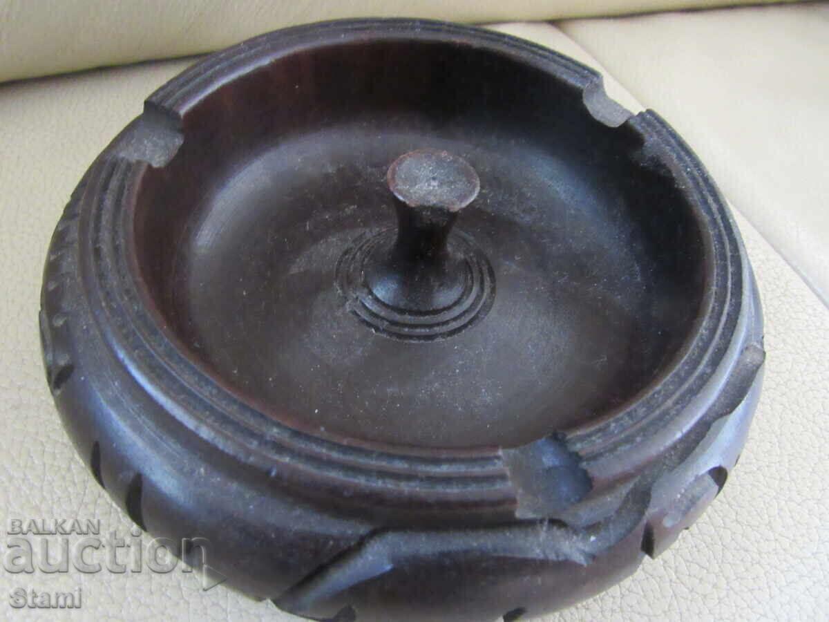 Licitație Cenușier din lemn de abanos din Kenya