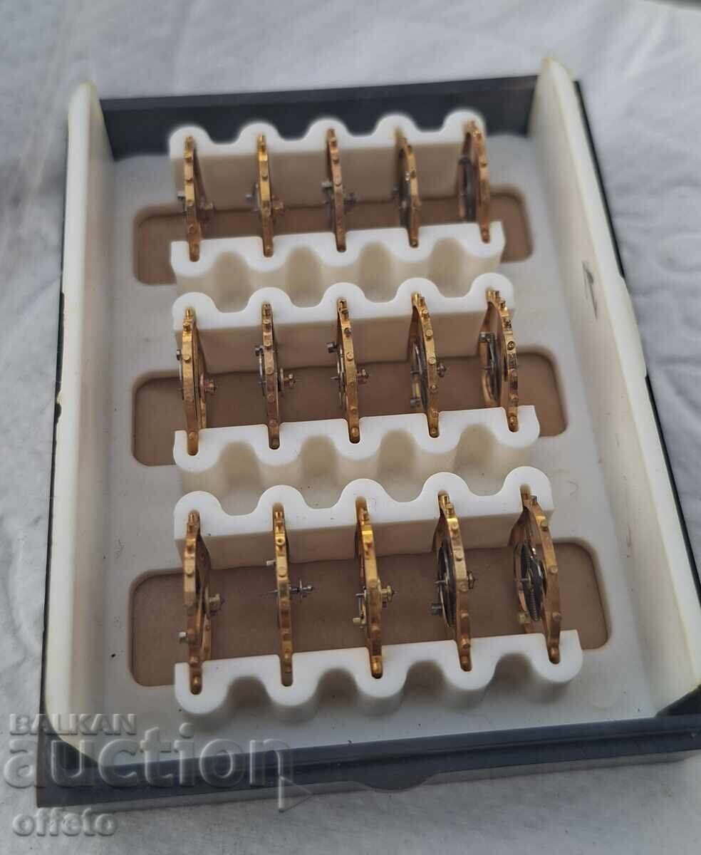 Доставка на БАЛАНСИ ЗА МЪЛНИЯ /c